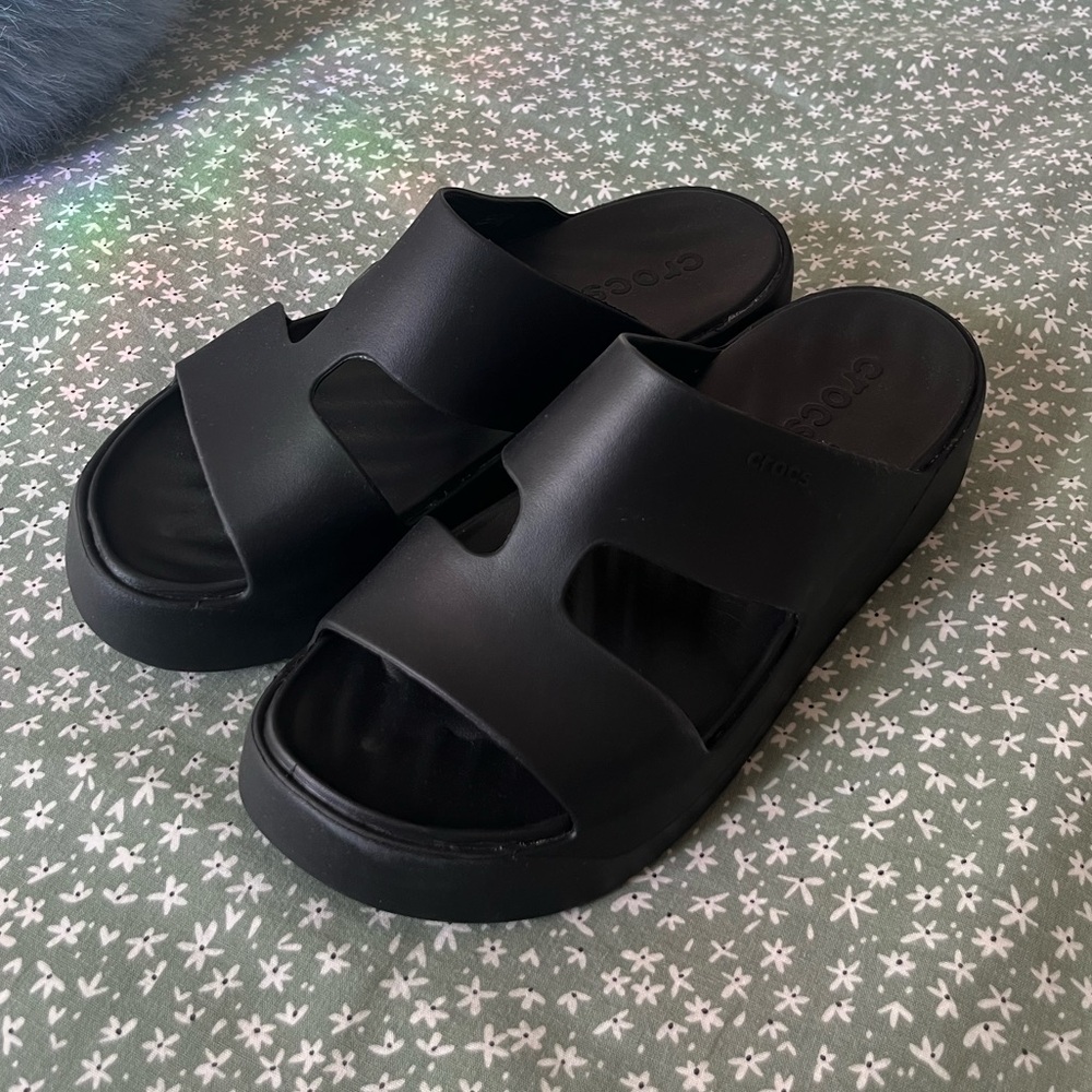 Crocs Getaway Platform H-Strap sandals - size 9